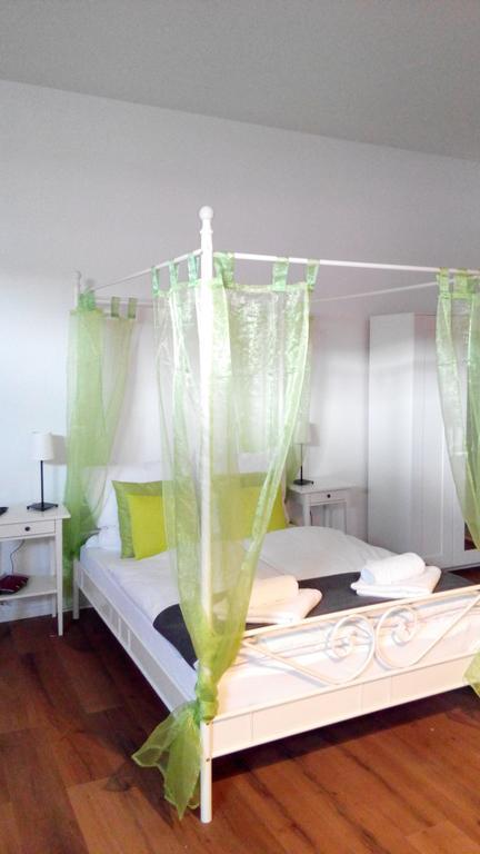 Studio Apartment Niemetzstr 51 Berlin Zewnętrze zdjęcie